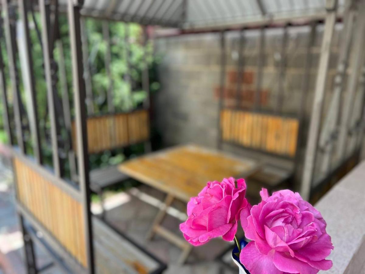 Tan Nuru Guest House Гостевой Дом Тан Нуру Cholpon-Ata Exterior photo